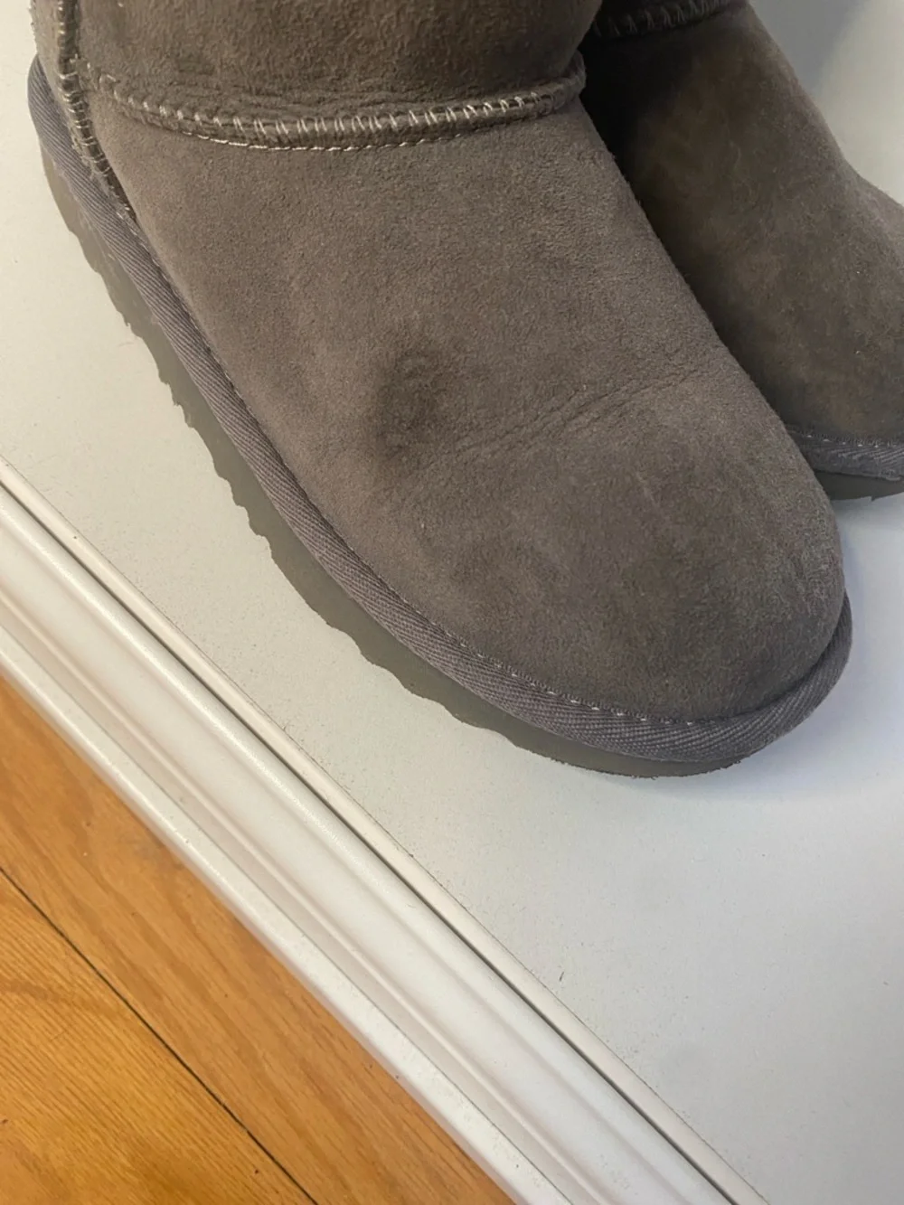UGG Kids Classic Ultra Mini